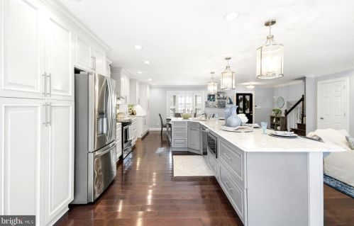 4721 Jasmine Dr, Rockville MD exterior