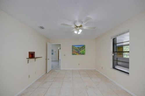 509 Floresta Dr, Fort Pierce FL  34983-8613 exterior