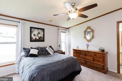 518 Pheasant Rdg Cir, Lancaster PA exterior