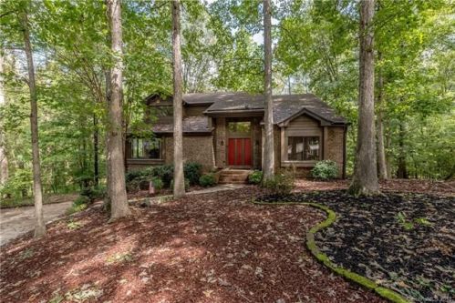 4001 Kingscote Cir, Charlotte, NC 28226-7983