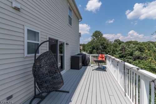 24 Brownstone Ter, Paterson NJ  07506-3447 exterior