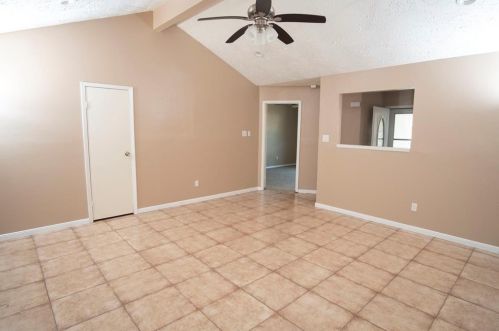 7010 Foxfield Ln, Humble TX  77338-1432 exterior