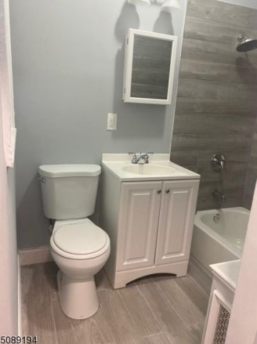 18 Grove Ter, Irvington NJ  07111-3820 exterior