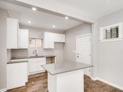 7125 Michigan Ave, Chicago IL  60619-1013 exterior