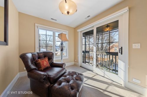 540 Kenilworth Ave, Elmhurst IL 60126-4445 exterior