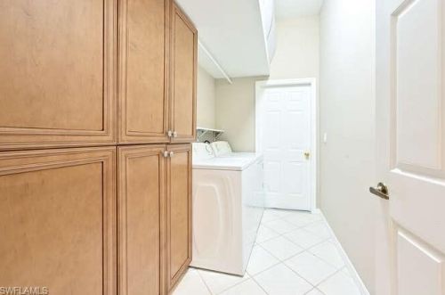 3439 Allegheny Ct, Naples FL 34120-4439 exterior