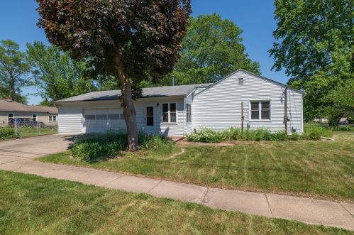 806 Edison St, Kalamazoo, MI 49004-3414