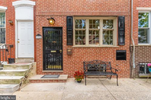 1318 Dickinson St, Philadelphia PA  19147-6221 exterior