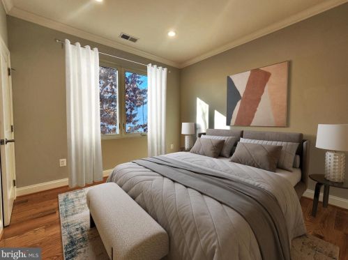 1437 Lawrence St, Washington DC 20017-2911 exterior