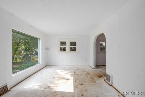 3717 Oriole Ave, Wyoming MI exterior