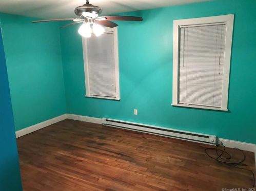 181 Commerce Ave, Killingly CT 06239-2804 exterior