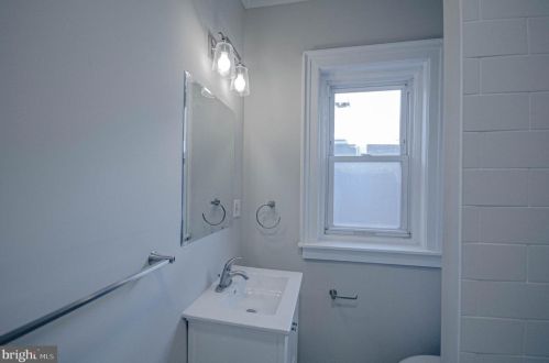 135 56 St, Philadelphia PA 19131-1310 exterior