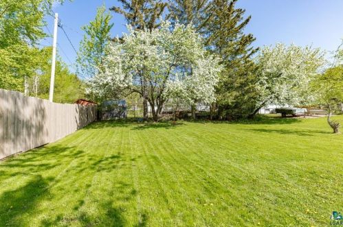 4627 Crosley Ave, Duluth MN 55804-1215 exterior