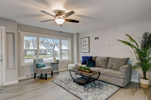 2908 77th St, Milwaukee WI  53222-5016 exterior