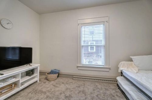 2530 Superior St, Milwaukee WI  53207-1931 exterior