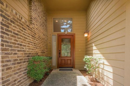 15123 Cypress Hills Dr, Dallas TX  75248-4914 exterior