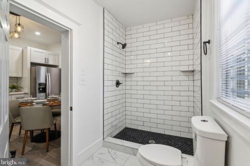 2858 Aramingo Ave, Philadelphia PA  19134-4224 exterior