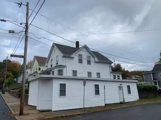 601 Fairmount St, Woonsocket, RI 02895-4051