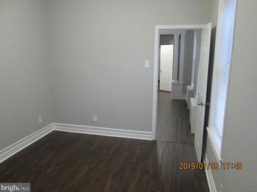 2248 18 St, Philadelphia PA 19140-1014 exterior