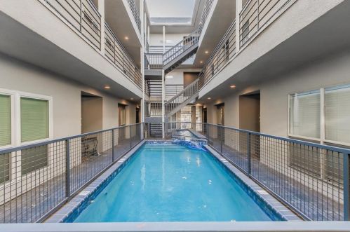 4104 Hall St, Dallas TX 75219-5626 exterior