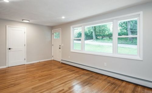 65 Flagg St, Worcester MA  01602-1452 exterior