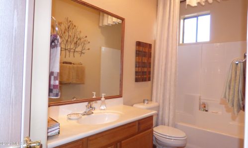 561 Knotwood St, Green Valley AZ 85614-5971 exterior