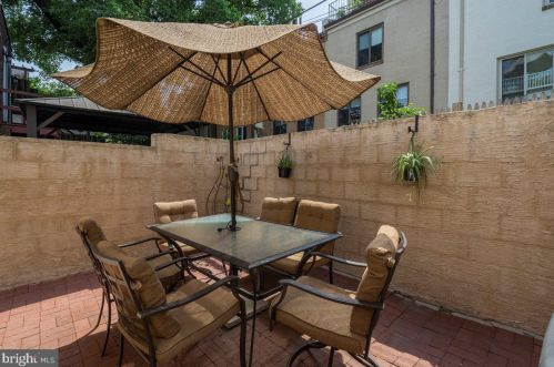 756 24 St, Philadelphia PA 19130-1953 exterior