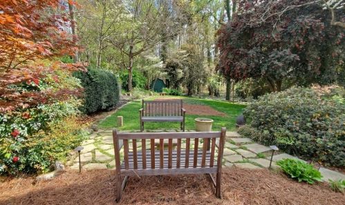 2511 Bentbrook Dr, Atlanta GA 30360-1712 exterior