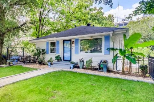 221 15th St, Atlanta, GA 30318-7805