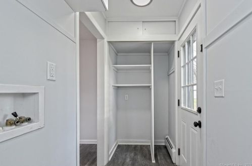 46 Cooper Ave, Wallingford CT  06492-3956 exterior