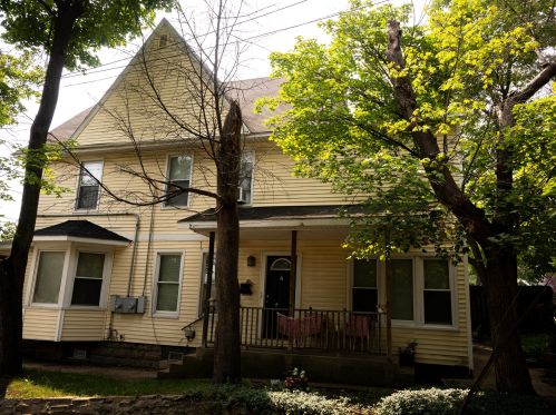 909 Hall St, Grand Rapids, MI 49503-0048