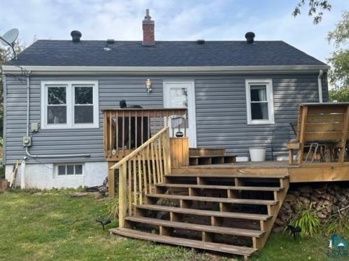 5710 Wyoming St, Duluth, MN 55804-1361