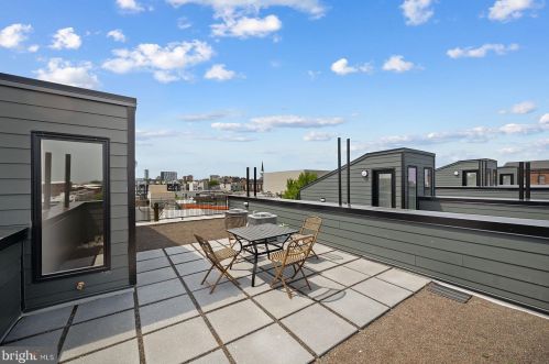 1613 2nd St, Philadelphia PA 19122 exterior