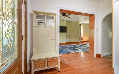 323 Frst Ave, Pittsburgh PA 15202-3201 exterior