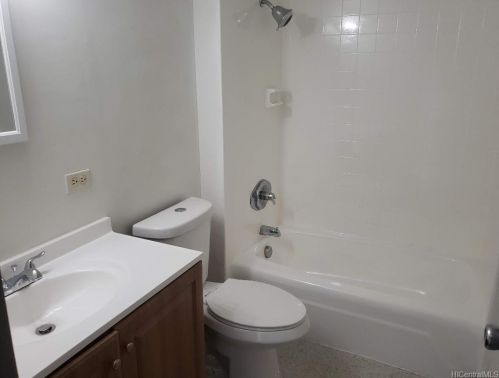 2977 Ala Ilima St, Honolulu HI  96818-2559 exterior