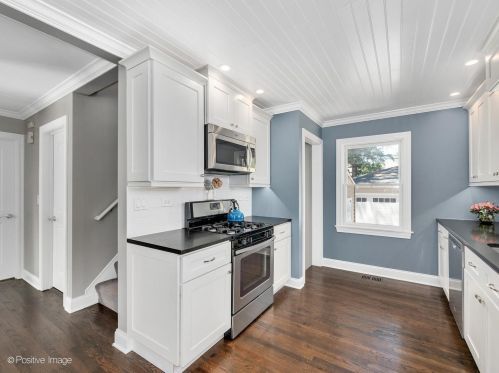 618 Bryan St, Elmhurst IL 60126-4340 exterior