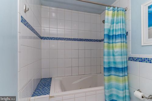 12712 Prospect Knl Dr, Bowie MD 20720-4607 exterior