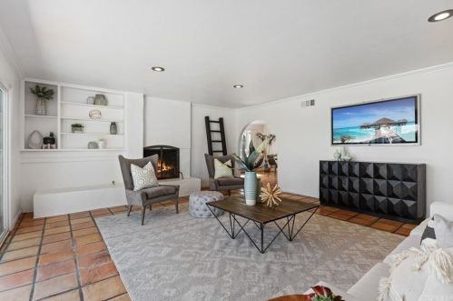 1151 Tiki Ln, Tustin CA exterior