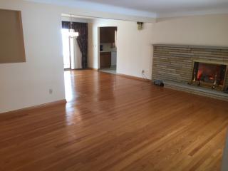 4322 Vezber Dr, Cleveland OH  44131-6236 exterior