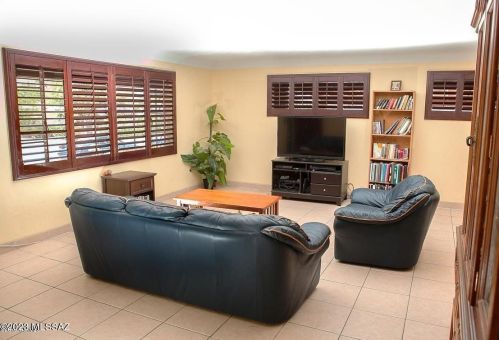 3001 Elm St, Tucson, AZ 85716-3124