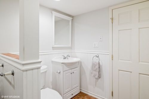 2501 Racine Ave, Chicago IL 60614-2113 exterior