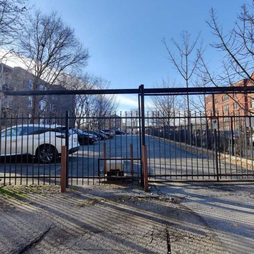 5902 King Dr, Chicago IL  60637-1335 exterior