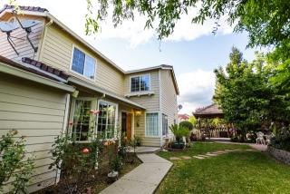 2345 Pinard St, Milpitas, CA 95035-7883
