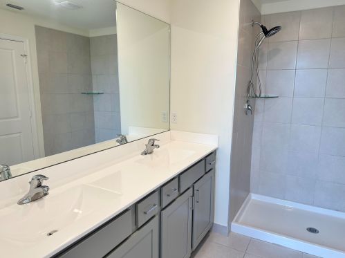 926 Bent Creek Dr, Fort Pierce FL  34947-1330 exterior