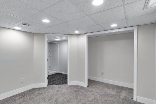 5024 Westnedge Ave, Kalamazoo MI 49004-3071 exterior