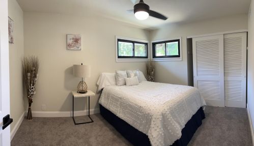 5259 87 St, Milwaukee WI 53224-4131 exterior