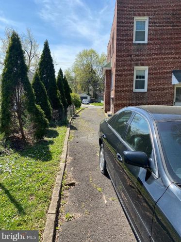 261 Franklin Ave, Camden NJ  08107-1921 exterior