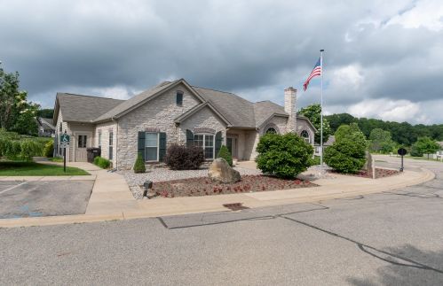 2621 Bluestone Cir, Kalamazoo MI  49009-6761 exterior