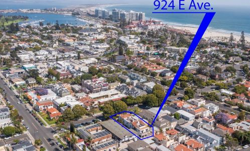 924 E Ave, San Diego, CA 92118-2573