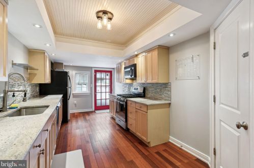 208 Mckean St, Philadelphia PA 19148-2646 exterior